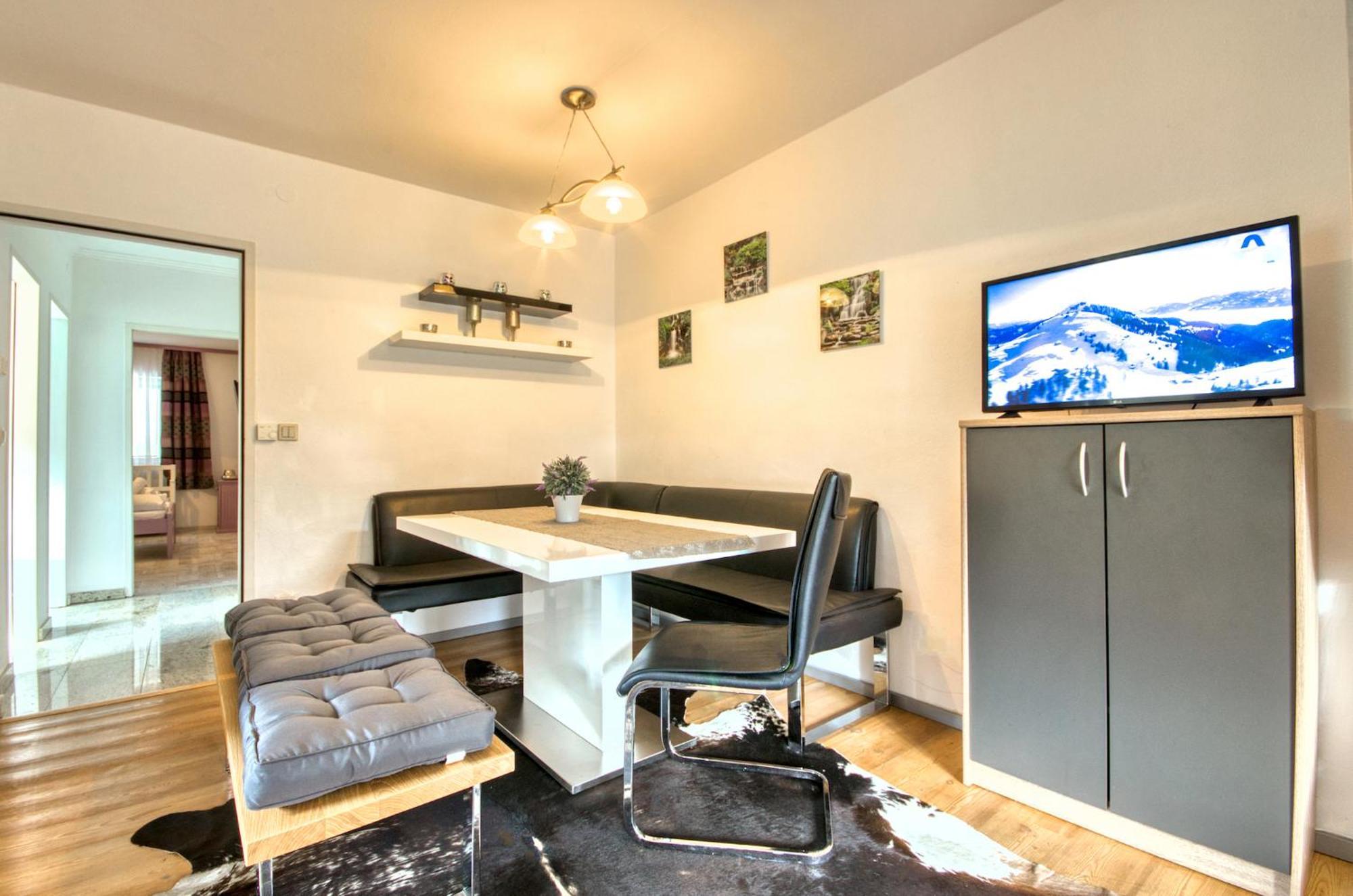 Apartment Valentina - By Alpen Apartments Zell am See Dış mekan fotoğraf